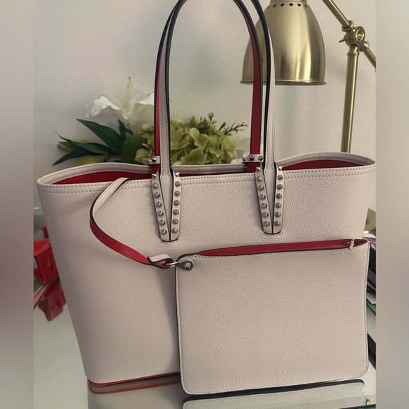 Christian Louboutin - Picture 12 of 14